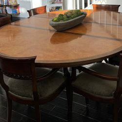 Mahogany Dining Table And 6 Chairs / Dining Set