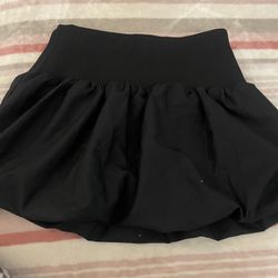 Black Skirt 