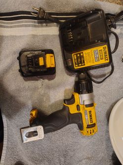 12 volt DeWalt drill battery and charger