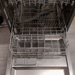 Dishwasher 