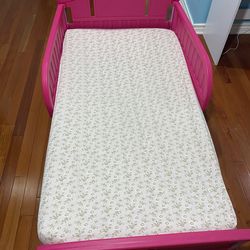toddler bed and mattress