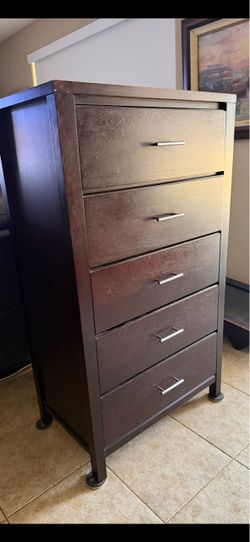 5 drawer dresser Mahogany Espresso finish