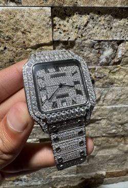 Moissanite Iced Out Cartier 