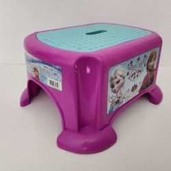 Disney Frozen Sisters Step Stool