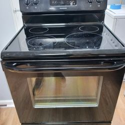 Frigidaire Stove #630