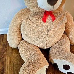 6 FT Oversized Teddy Bear