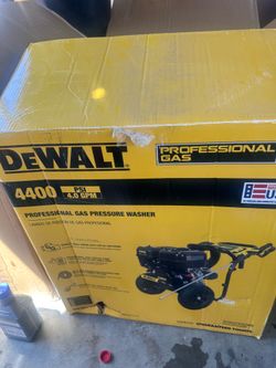 Pressure washer Dewalt 4400