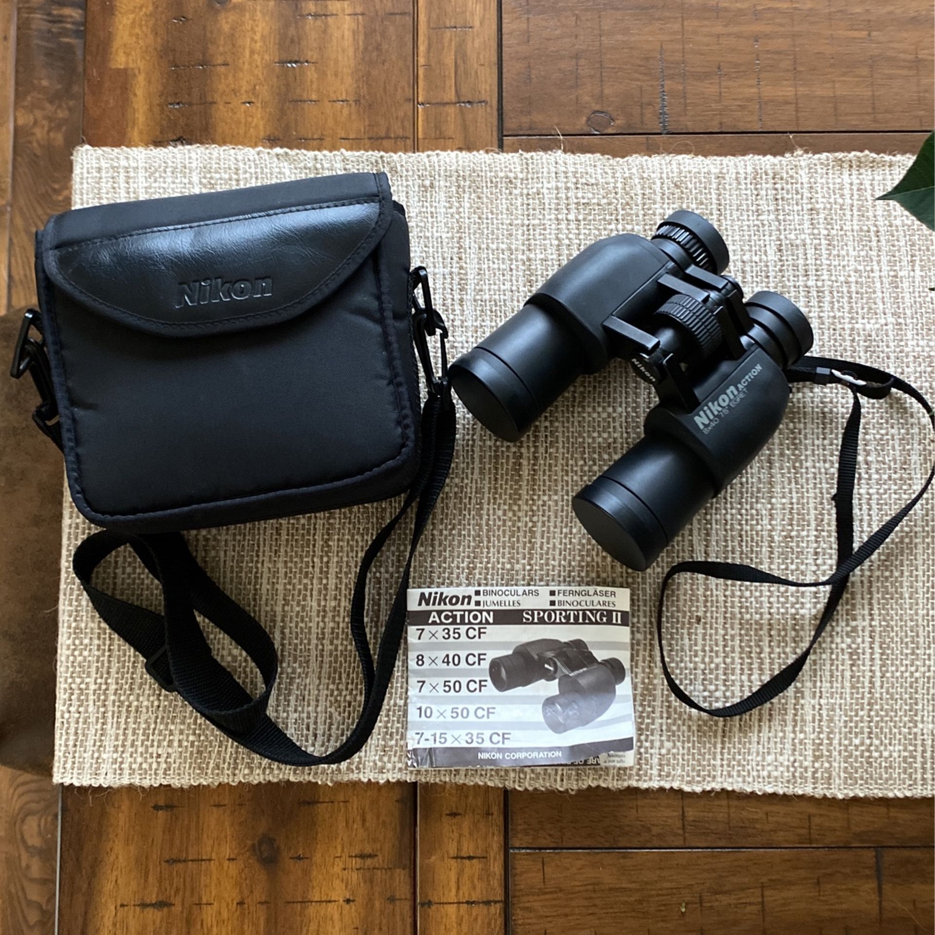 Nikon Action 8x40 7.5* Egret binoculars