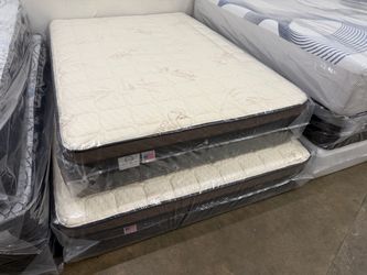 Full Organic Ultra Pillow Top Mattress!