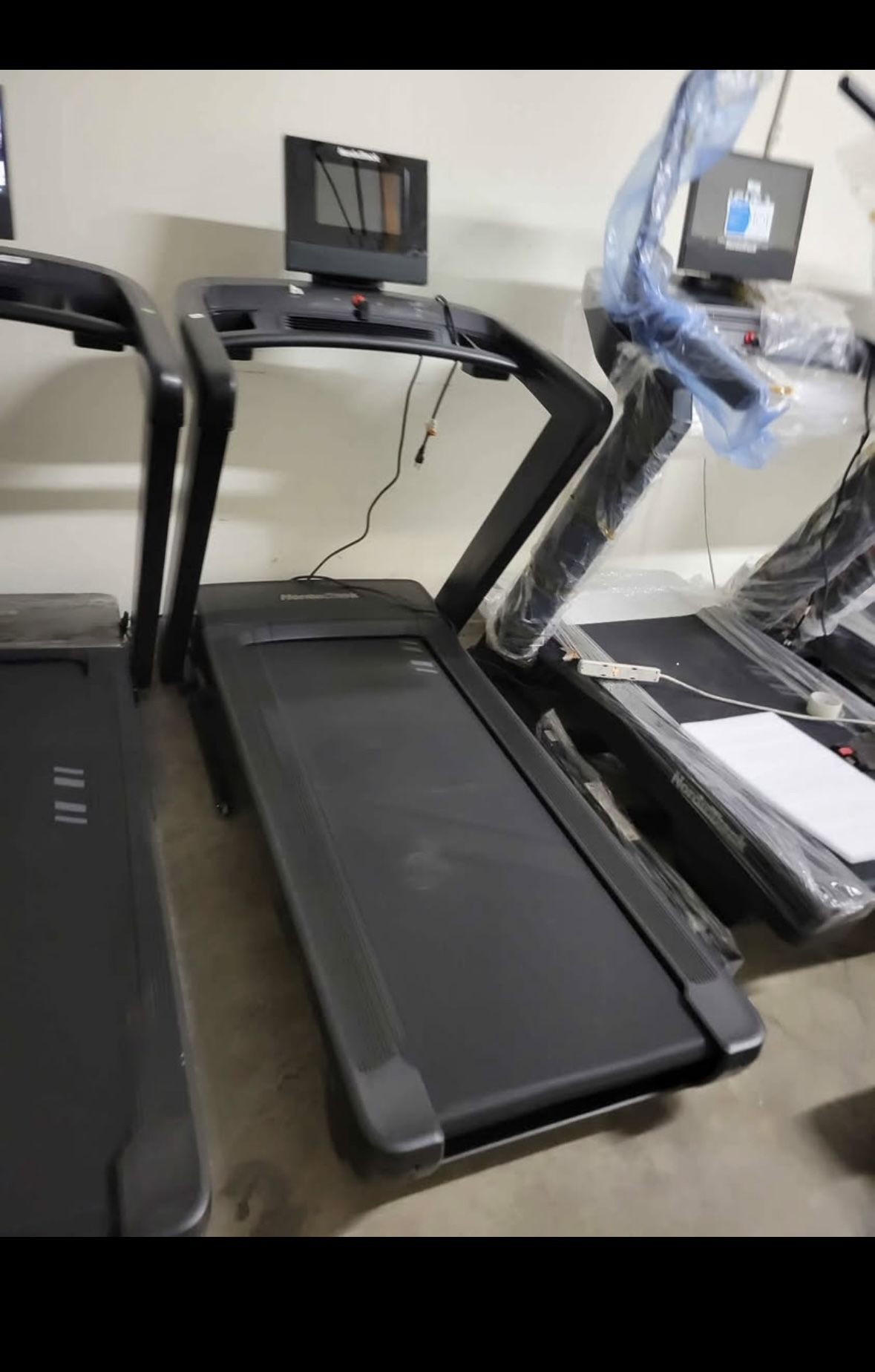 FULLERTON - 2025 Model Nordictrack Commercial 1250 Model - 12mph max speed -,12% incline - $1100