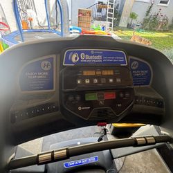 Treadmill  Horizon 2.50 Ultra Quiet Motor 