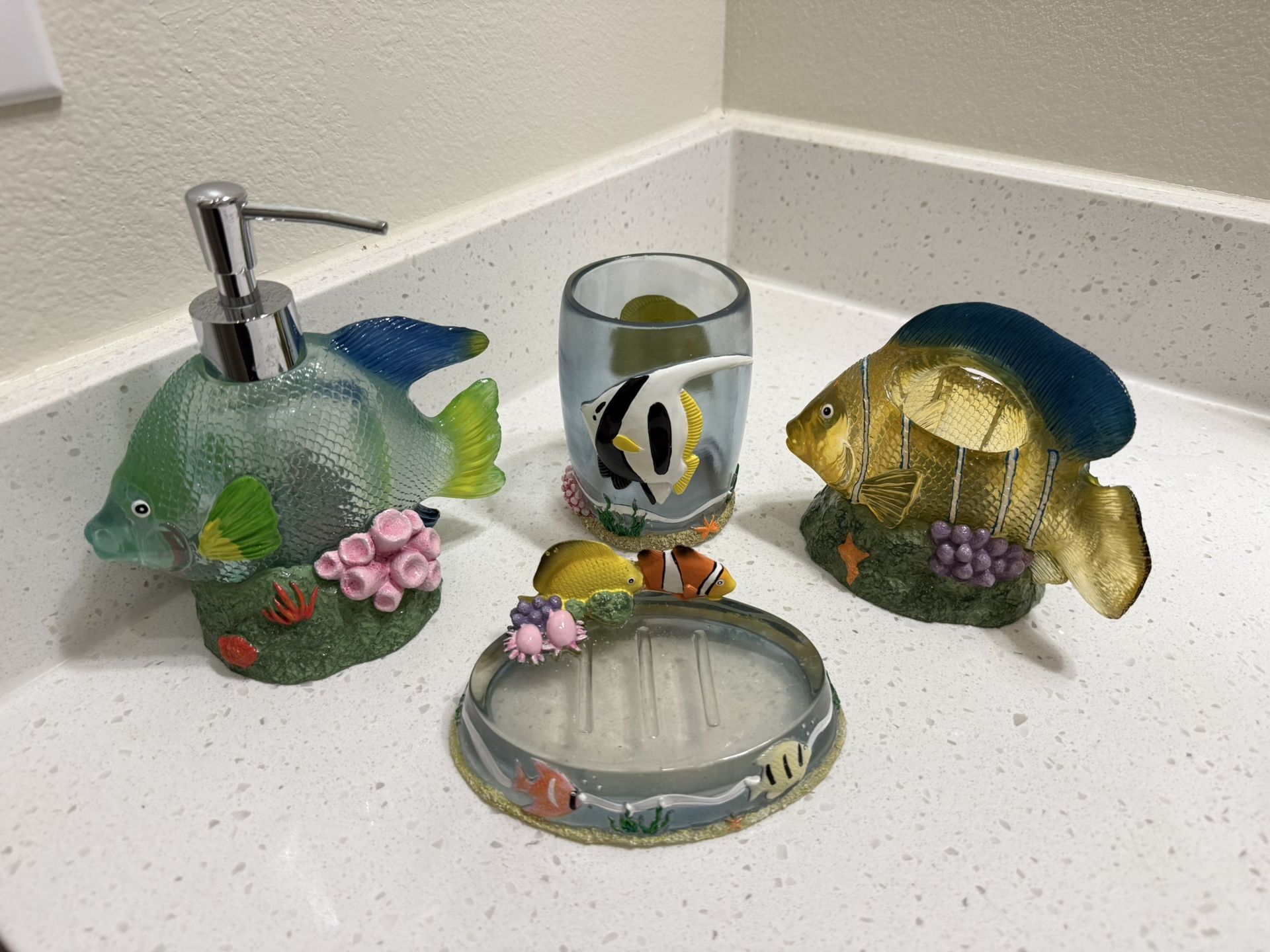 Bathroom Accessories Set