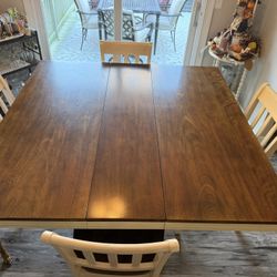 Dining Table & Chairs 