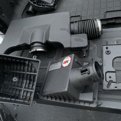 2015 GMC Sierra Stock Air Intake