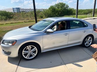 Volkswagen Passat Sedan Silver