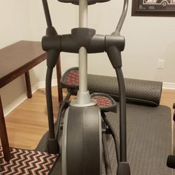 Freemotion 515 Elliptical Trainer Machine 