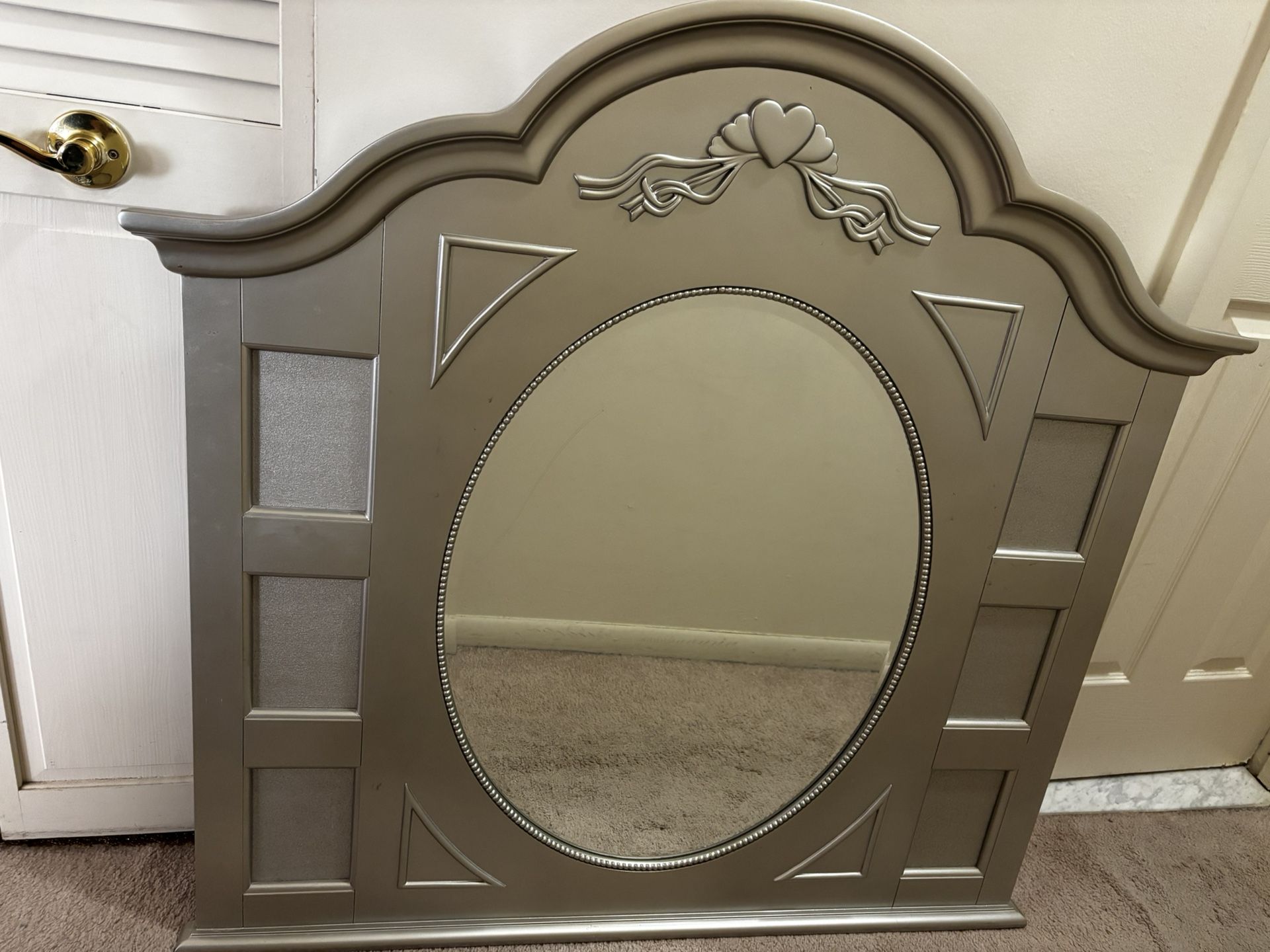 Bob’s Furniture Madelyn mirror