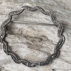 Vintage Sterling Silver Marcasite Circle  Brooch  