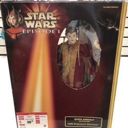 Hasbro Star Wars Queen Amidala Figure