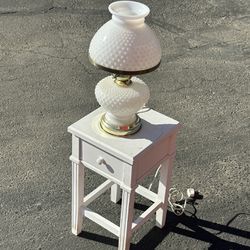 End Table With Lamp