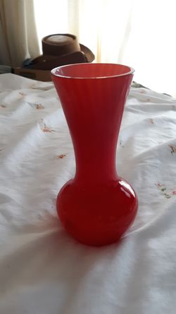 Red Vase - 6 1/4 inch tall