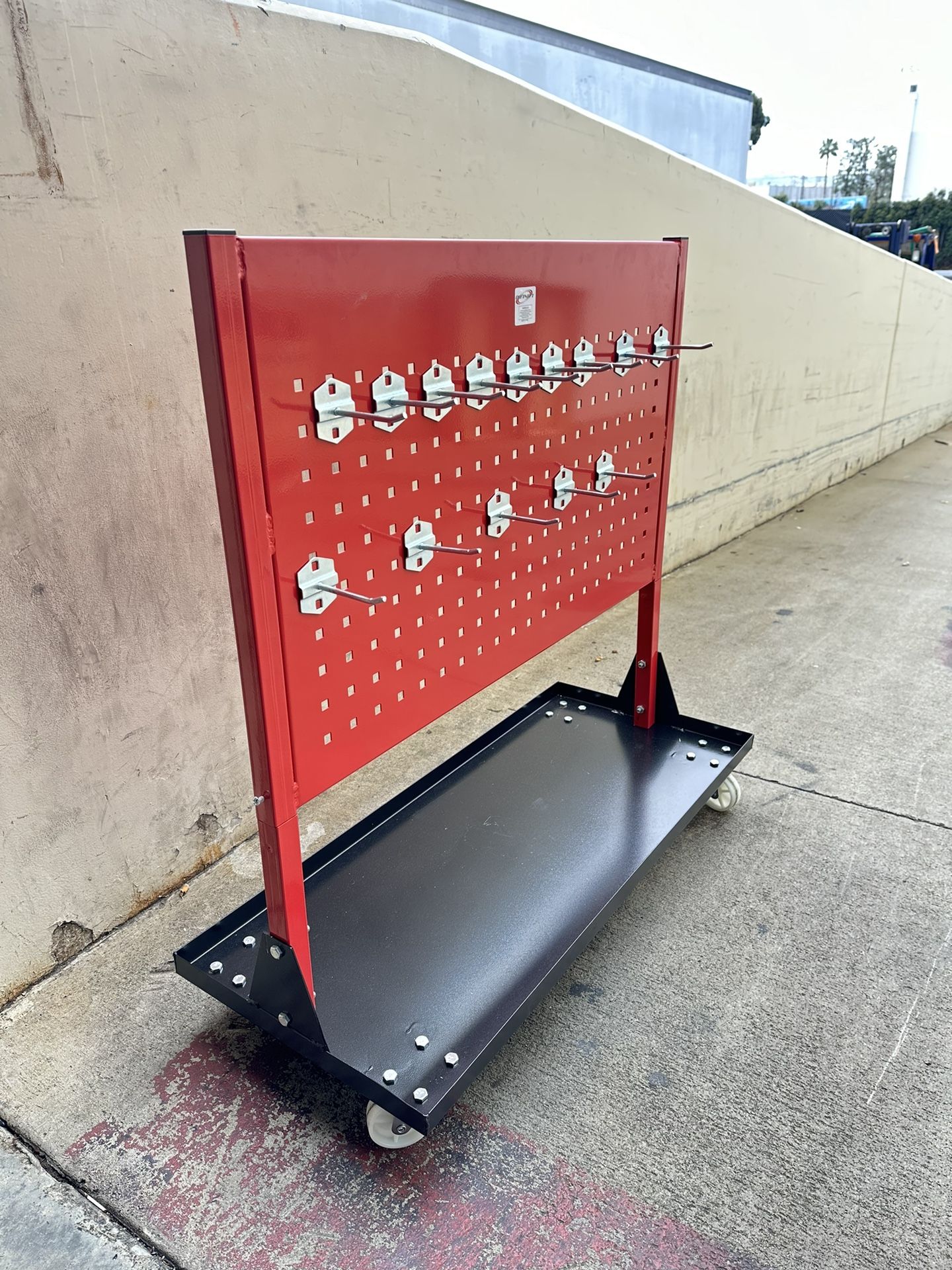 Portable Metal Rack For Frame Machine Pulling Clamps And Chain for Sale ...