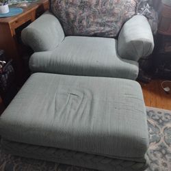 Tela Three Piece Sofa Set