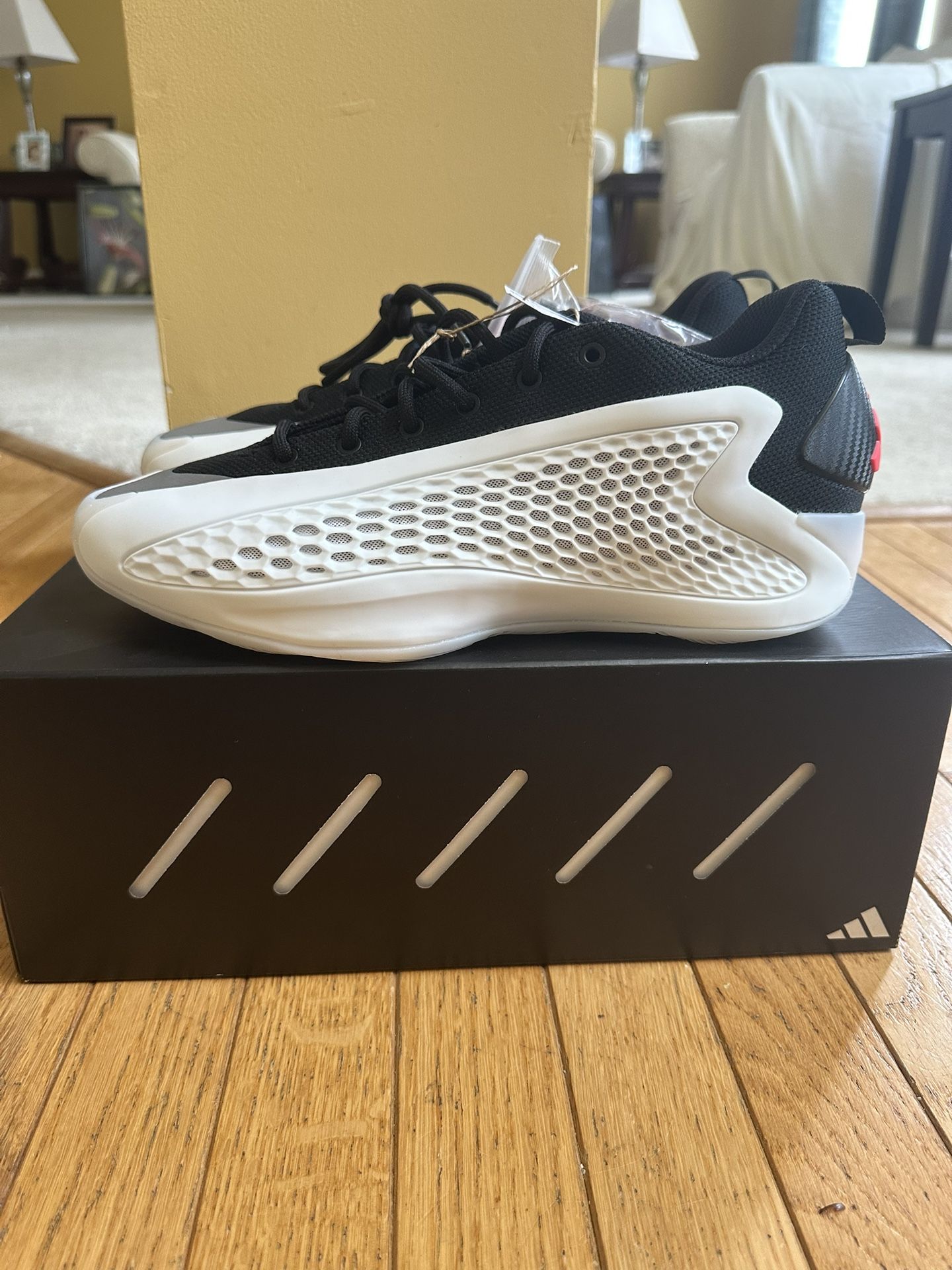 Adidas AE 1 Low Size 9