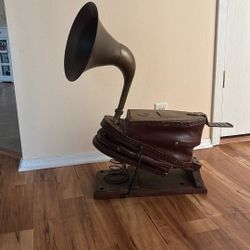 19 Century Fire Horn
