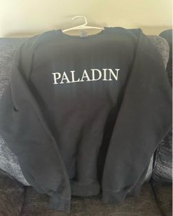 Paladin Sweatshirt, Size L