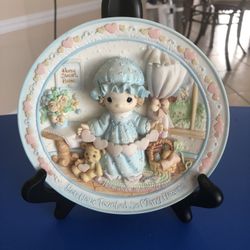 Precious moments collectible plate 3-D Image