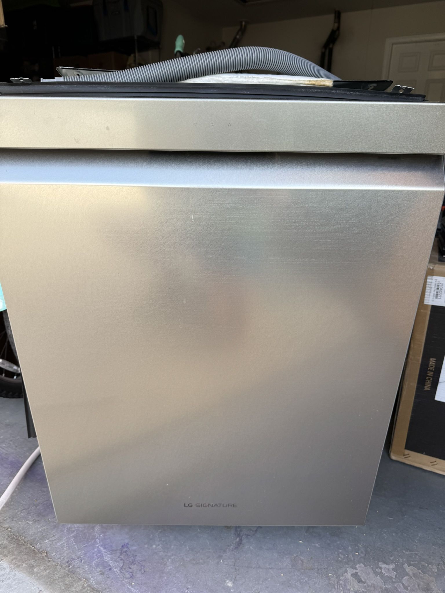 LG Signature Dishwasher