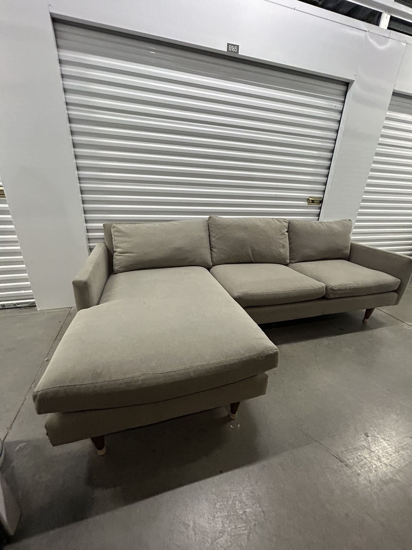 Sectional Couch FREE DELIVER