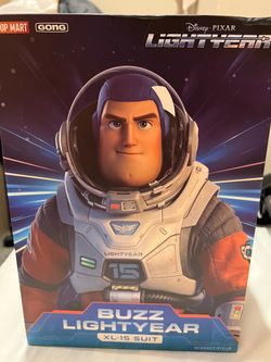 Pop mart buzz lightyear