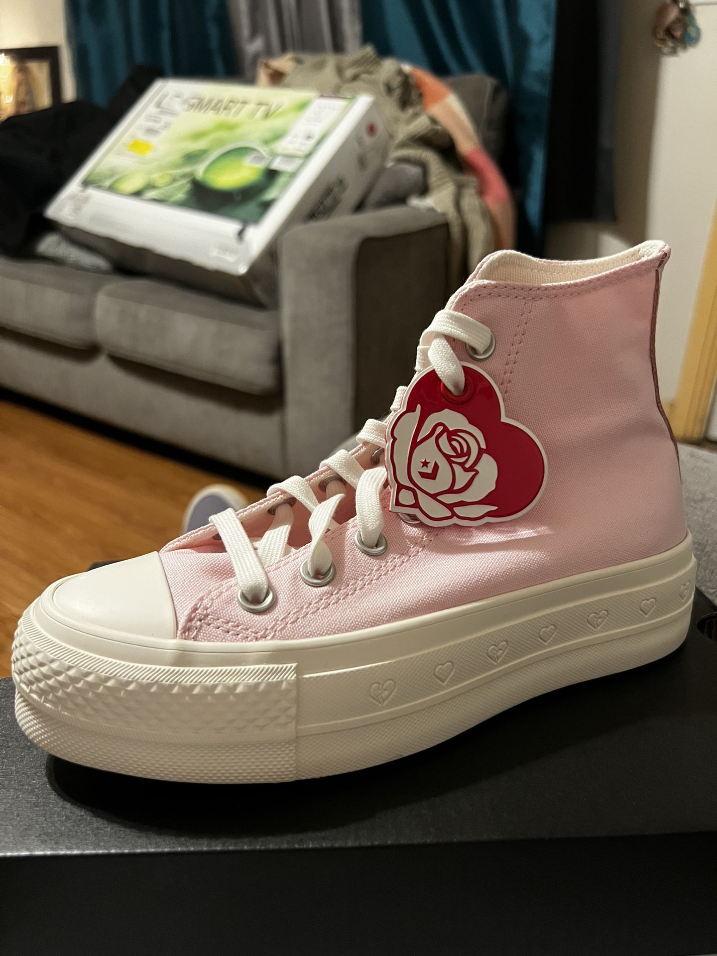 Converse platforms (valentine 2025)