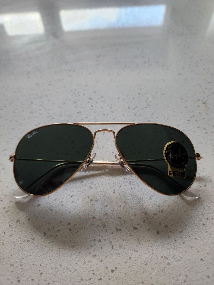 New Women's Ray Bans, Never Worn