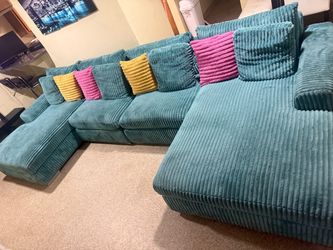 Torquise sectional couch