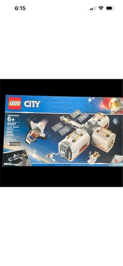LEGO City Lunar Space Station 60227