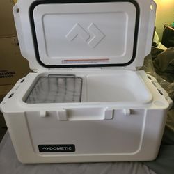 Dometic Cooler - Insulated High Performance 