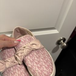 Pink Michael Kors Girls Shoes