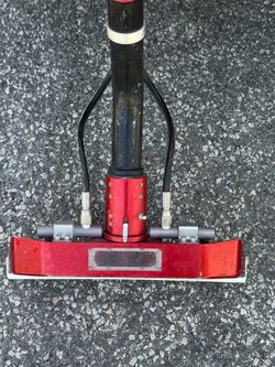 Carpet cleaner