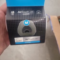 Resmed airtouch  n20 cushion sizeM