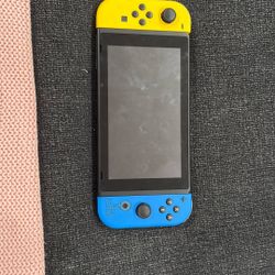 Nintendo Switch Limited Edition Fortnite