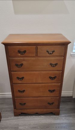 5 Piece Solid Wood Bedroom set
