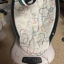 4moms MamaRoo Multi-Motion Baby Swings 