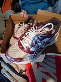 ASICS GEL Running Sneakers