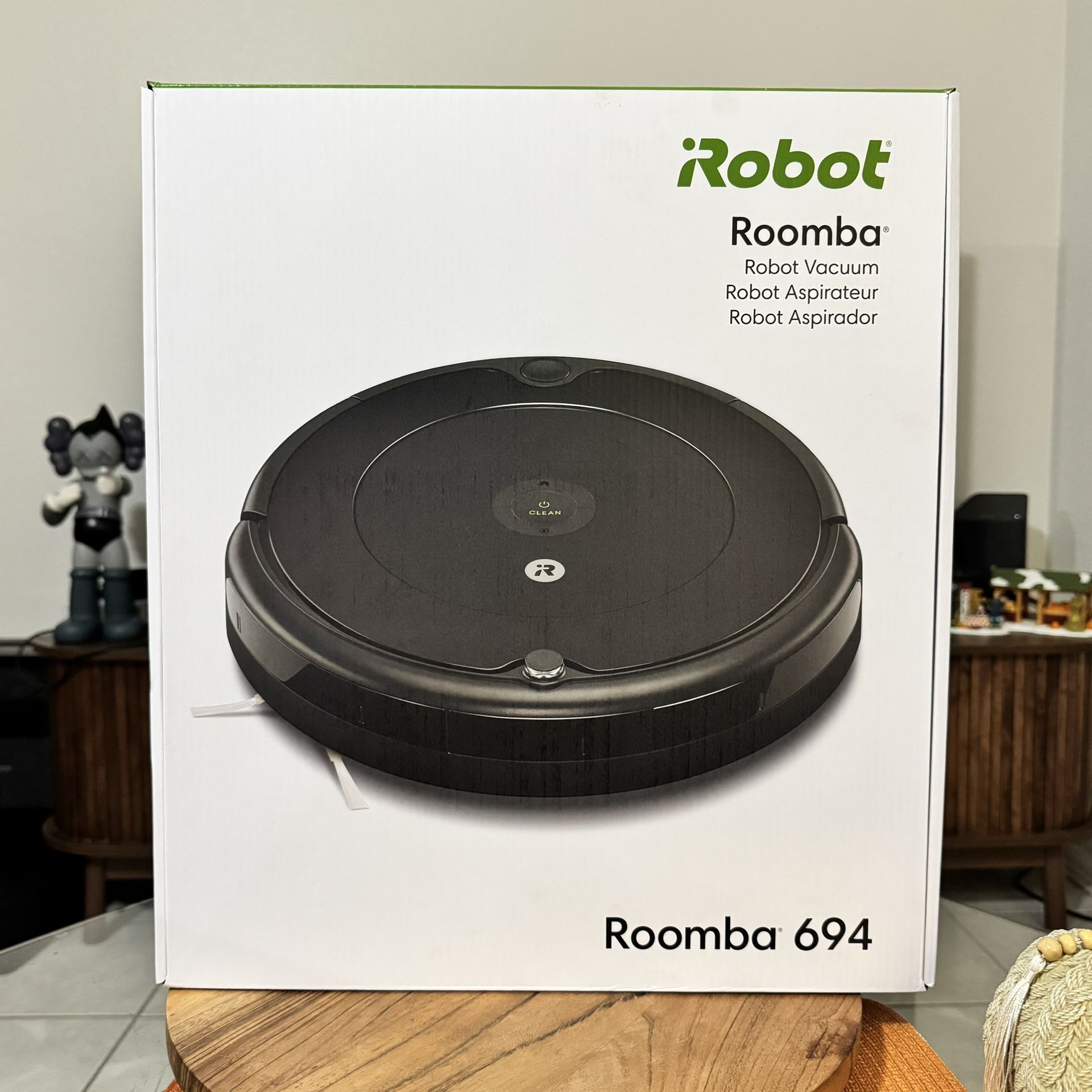 iRobot Roomba 694 Robot Vacuum | Brand New in Sealed Box 