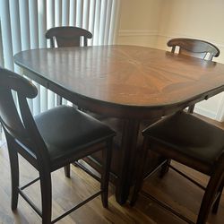 Dining Room Table With Matching Chairs