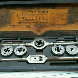 Wells Brothers little giant No. 7 tap & die set 