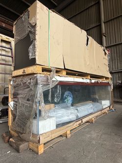 Aquarium fish tank and sump system with plumbing everything brandnew